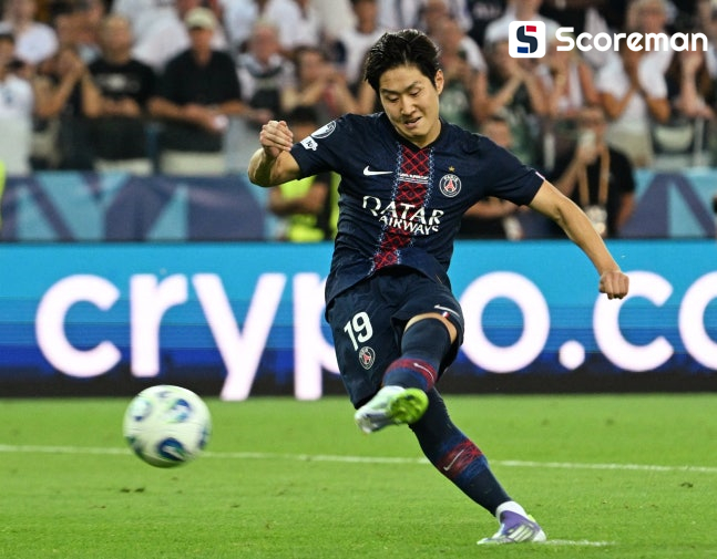 PSG, 토트넘 꺾고 구단 첫 UEFA 수퍼컵 우승